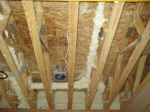 There are several facts that homeowners need to know adding having foam insulation to lower utility bills: it is difficult to install, it needs to be professionally applied and if it is not applied correctly , it is difficult to remove. 